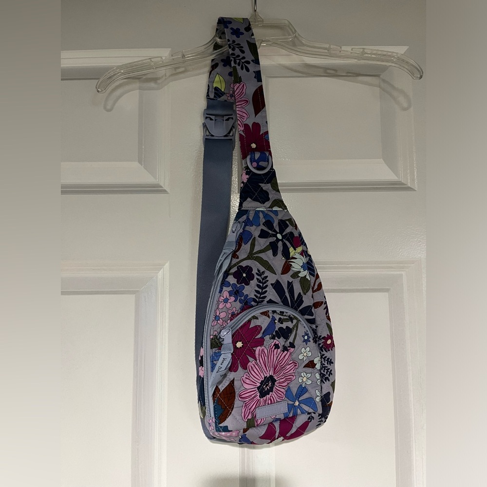 Vera Bradley paisley adjustable crossbody